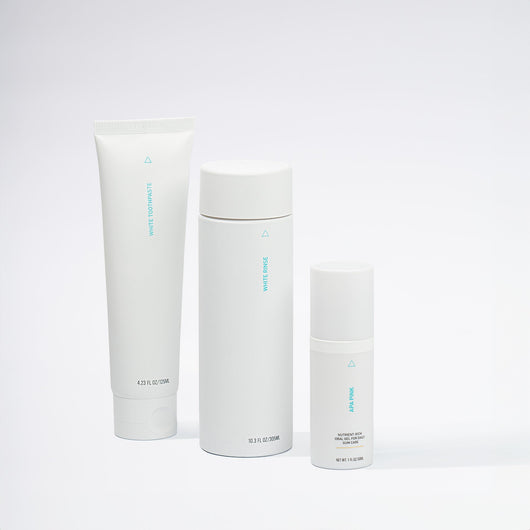 SMILEMORE WHITE KIT IN COLLABORATION WITH JONATHAN ADLER