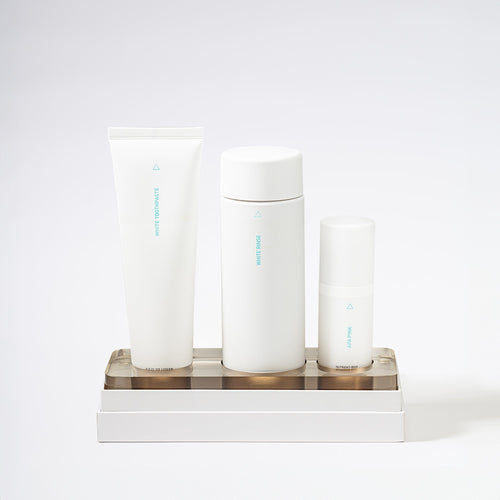 SMILEMORE WHITE KIT IN COLLABORATION WITH JONATHAN ADLER